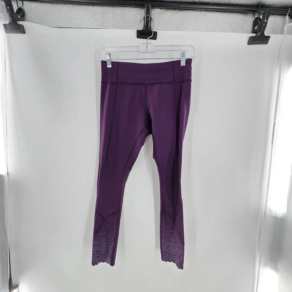 Lululemon Tight Stuff Tight II Darkest Magenta Size 6‎